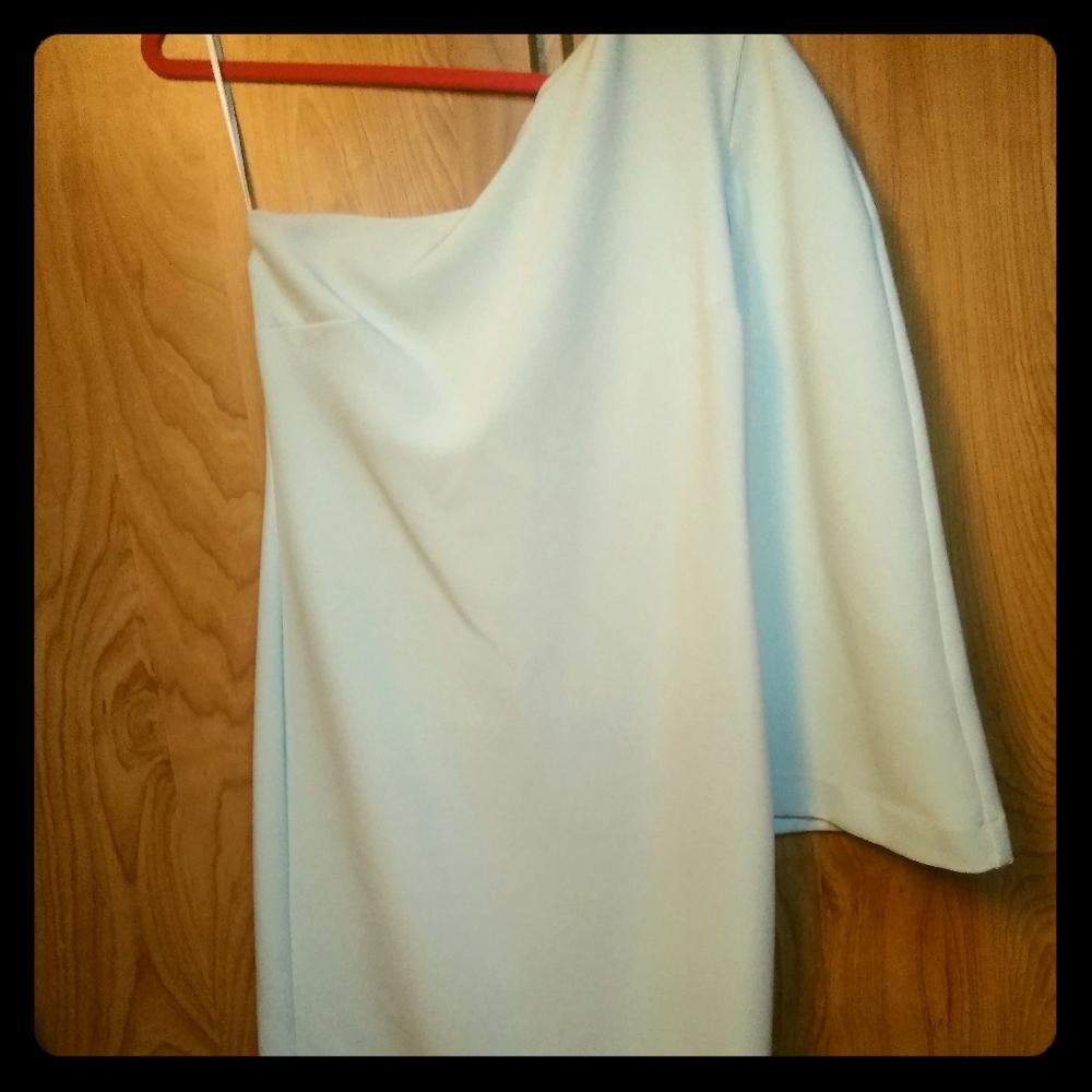 MINT DRESS WITH OFF SHOULDER ONE SIDE